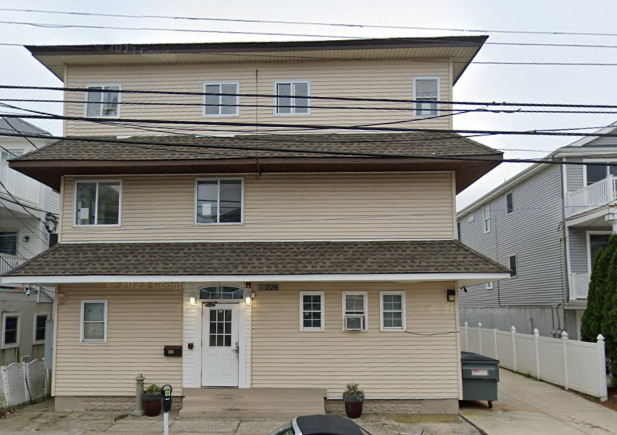 Property main image